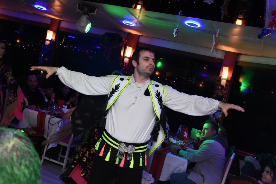 CRAZY SALE 2025 : PRIVATE STANDART REGULAR TABLE (ONLY SHOW AND TOUR ) - Meeting Point