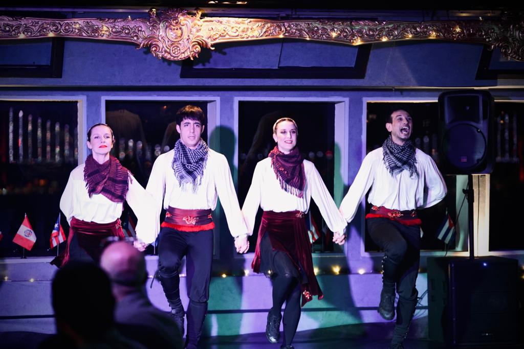 CRAZY SALE - PRIVATE CLOSE TO STAGE TABLE (NON ALCOHOL) - Meeting Point