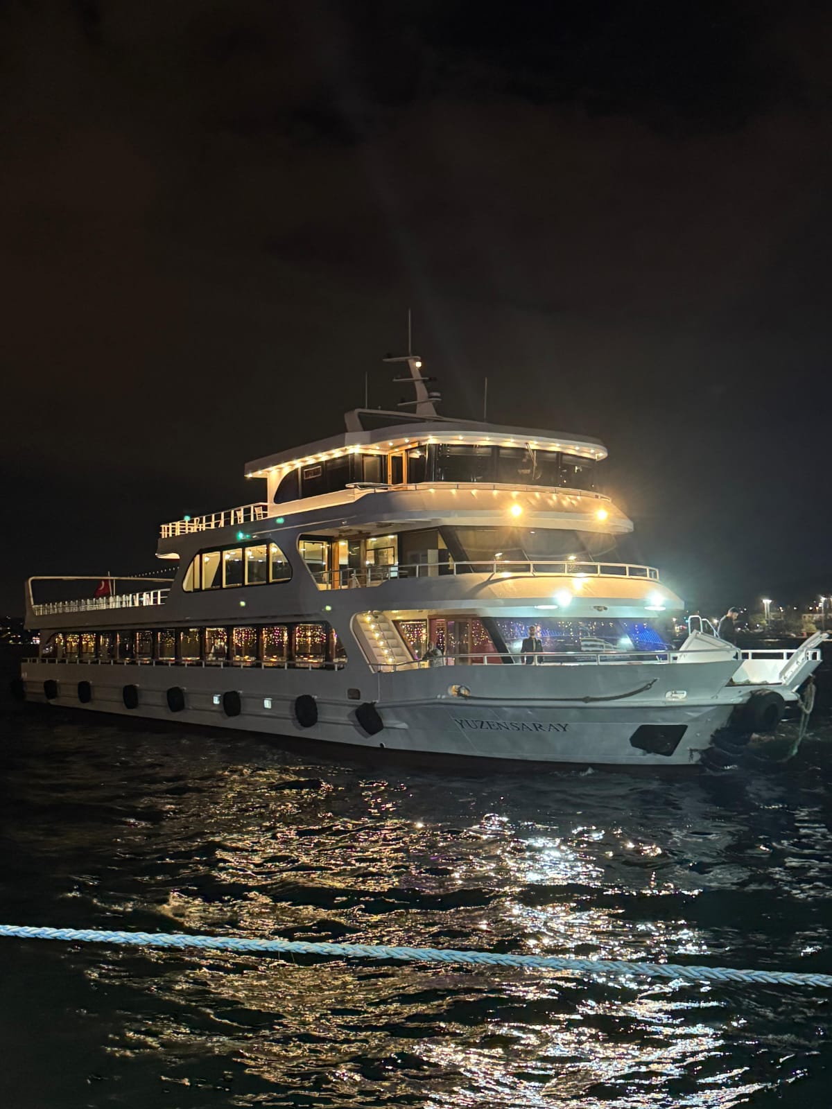 CRAZY SALE 2025 : PRIVATE STANDART REGULAR TABLE (WITH ALCOHOL) - Meeting Point